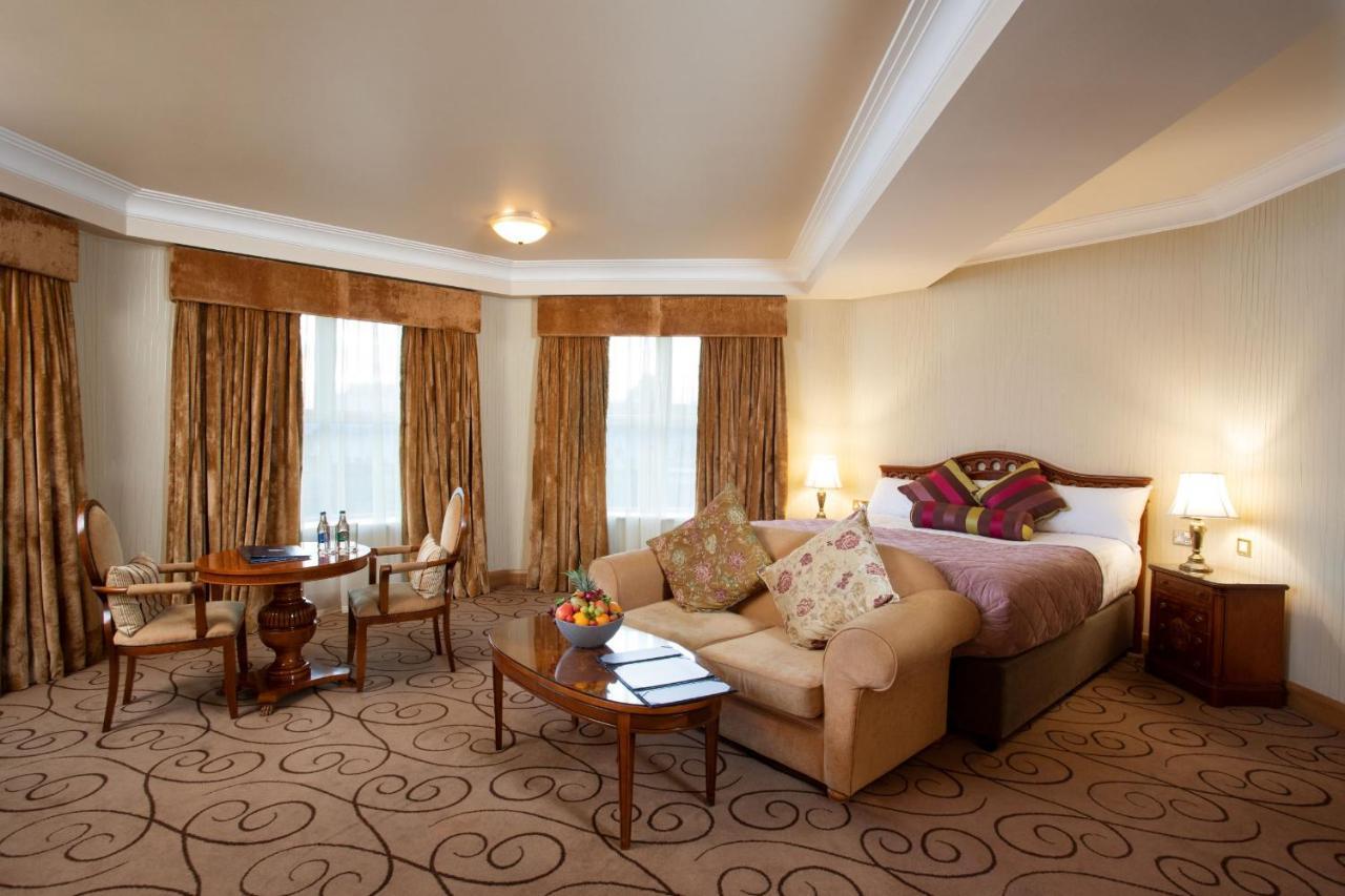 Lawlors Hotel Naas Exterior foto