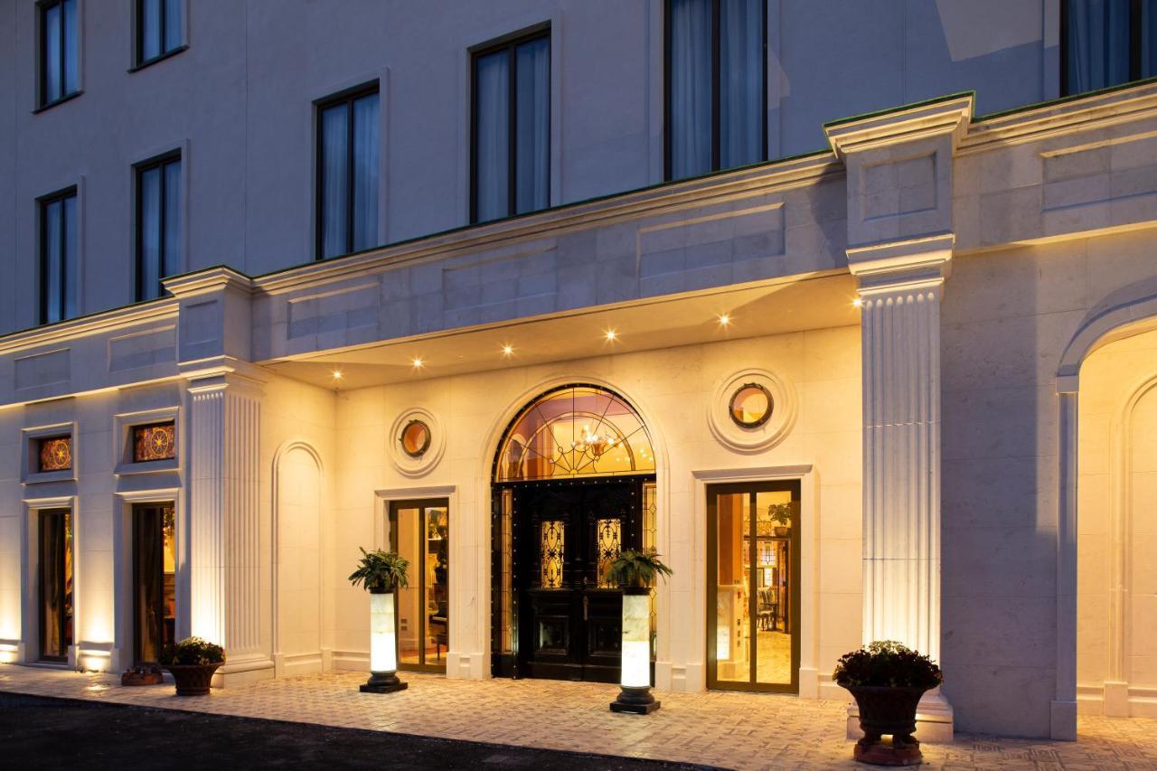 Lawlors Hotel Naas Exterior foto